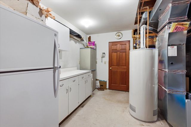 9743 Wellington Lane, Woodbury, MN 55125