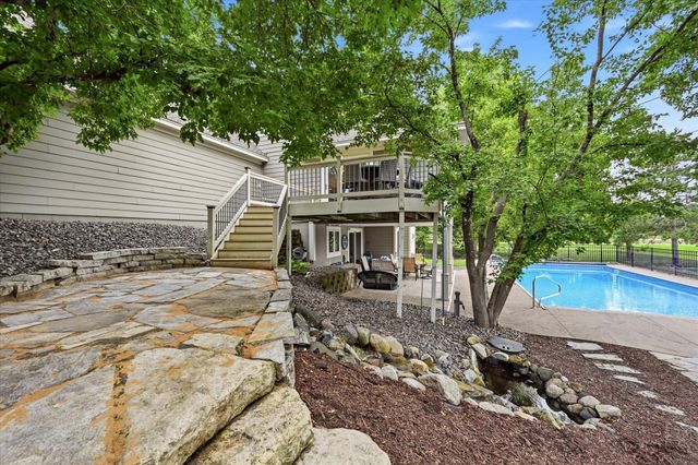 9743 Wellington Lane, Woodbury, MN 55125