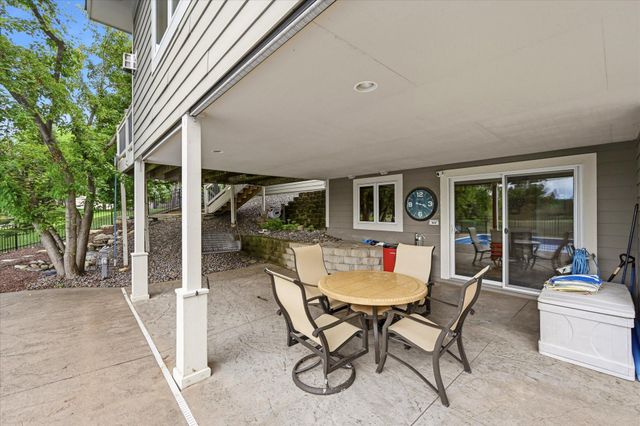 9743 Wellington Lane, Woodbury, MN 55125