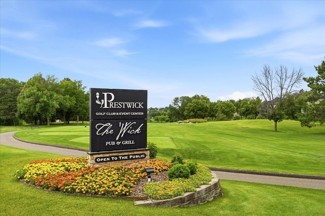 9743 Wellington Lane, Woodbury, MN 55125