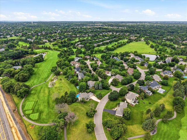 9743 Wellington Lane, Woodbury, MN 55125