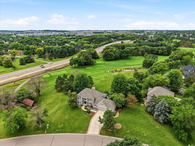 9743 Wellington Lane, Woodbury, MN 55125