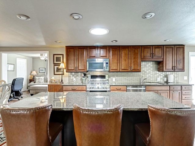 39500 Ciega Creek Drive, Palm Desert, CA 92260