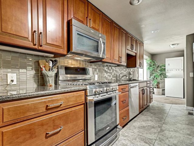 39500 Ciega Creek Drive, Palm Desert, CA 92260