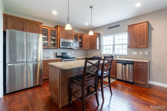 1331 Timber Ridge Trace Drive, O'fallon, IL 62269