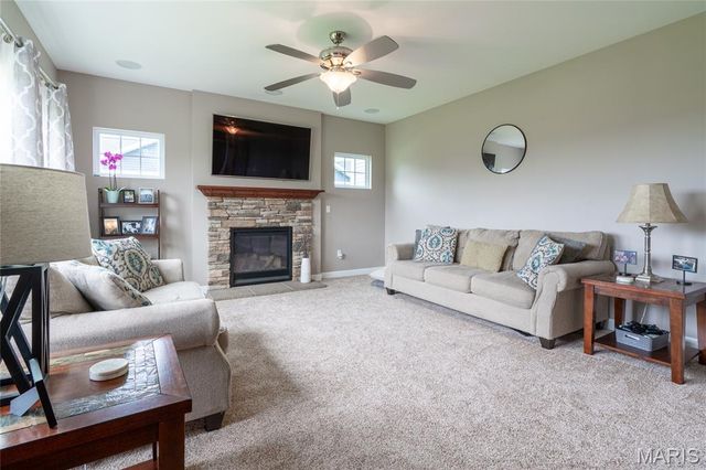 1331 Timber Ridge Trace Drive, O'fallon, IL 62269