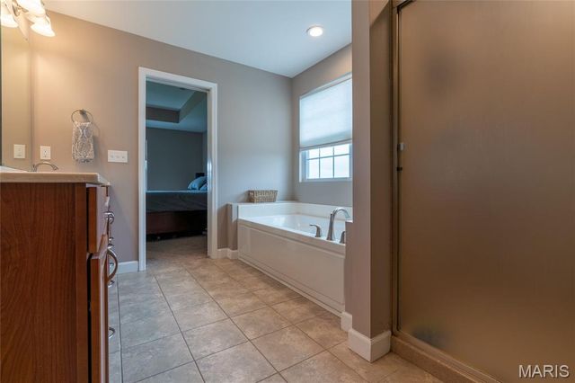 1331 Timber Ridge Trace Drive, O'fallon, IL 62269