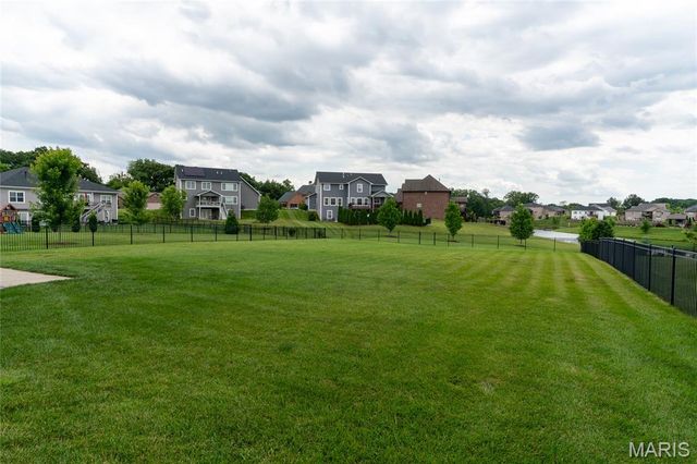 1331 Timber Ridge Trace Drive, O'fallon, IL 62269