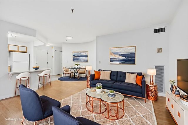 394 Ocean Ave 412, Revere, MA 02151