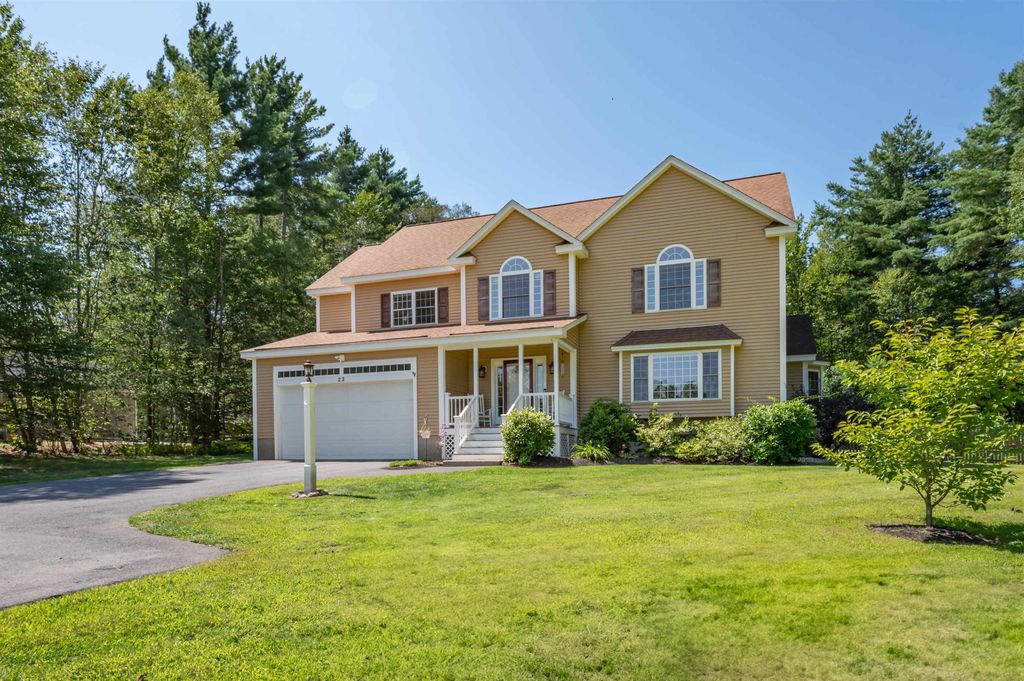 22 Candlestick Lane, Sandown, NH 03873