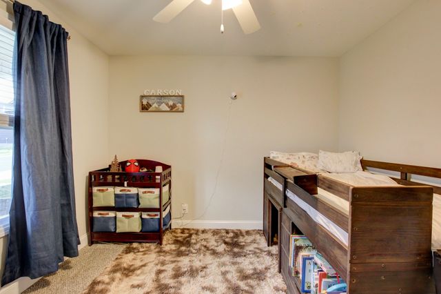 122 Lucerne Ln, Clarksville, TN 37040