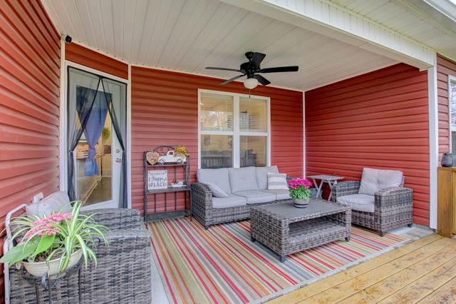 122 Lucerne Ln, Clarksville, TN 37040