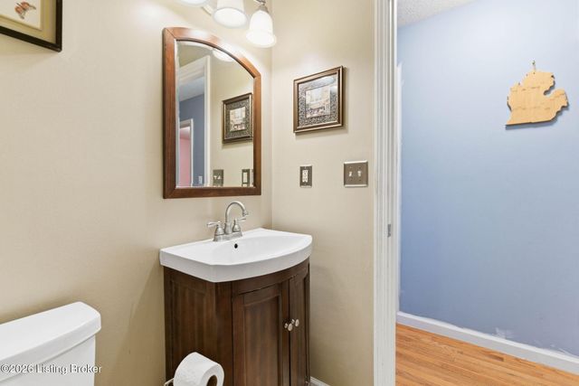 403 Tecumseh Dr, Shepherdsville, KY 40165