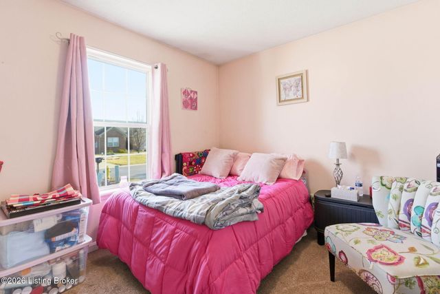 403 Tecumseh Dr, Shepherdsville, KY 40165