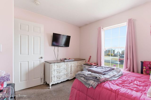 403 Tecumseh Dr, Shepherdsville, KY 40165