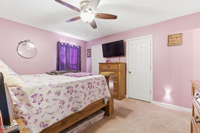 403 Tecumseh Dr, Shepherdsville, KY 40165