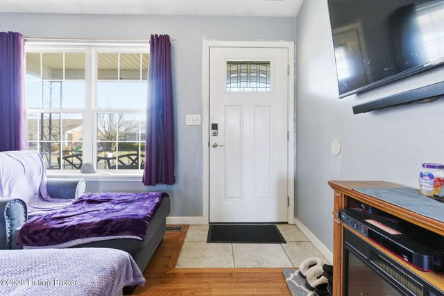 403 Tecumseh Dr, Shepherdsville, KY 40165