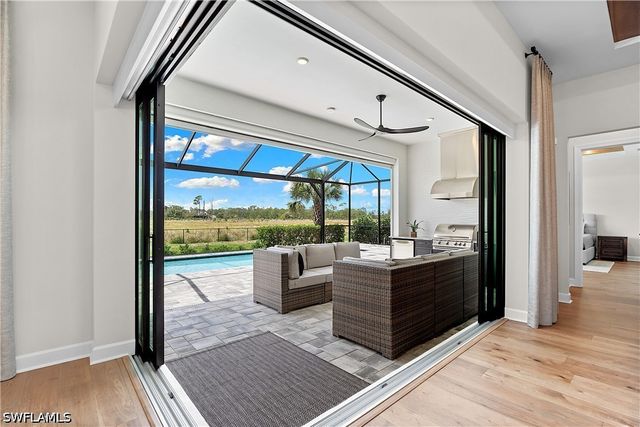 20589 Napa LOOP, Estero, FL 33928