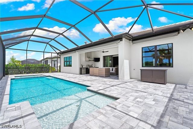 20589 Napa LOOP, Estero, FL 33928