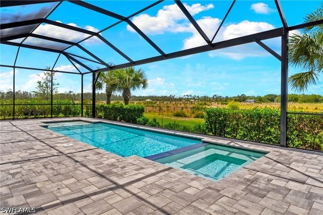 20589 Napa LOOP, Estero, FL 33928