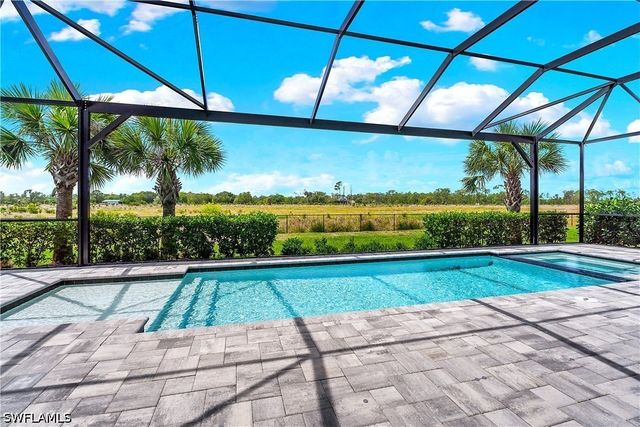 20589 Napa LOOP, Estero, FL 33928