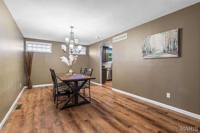 2323 Konert Road, Fenton, MO 63026