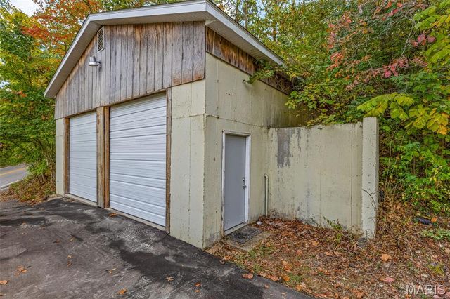 2323 Konert Road, Fenton, MO 63026