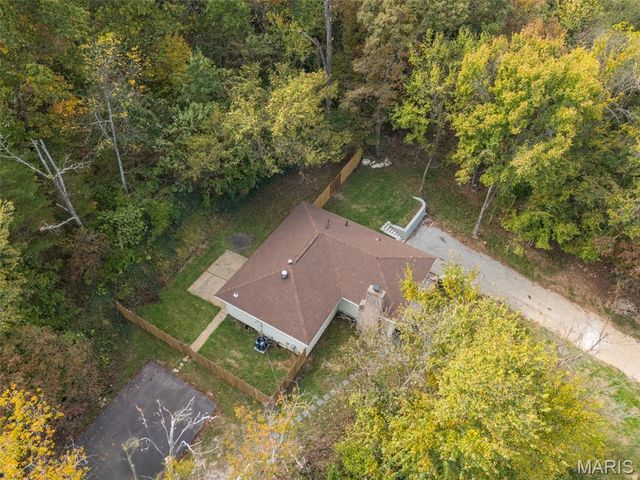 2323 Konert Road, Fenton, MO 63026