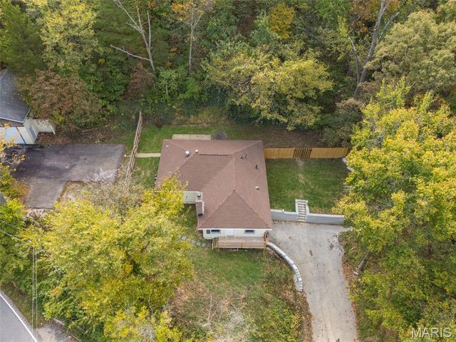 2323 Konert Road, Fenton, MO 63026