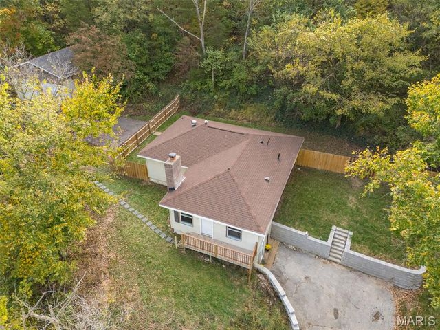 2323 Konert Road, Fenton, MO 63026