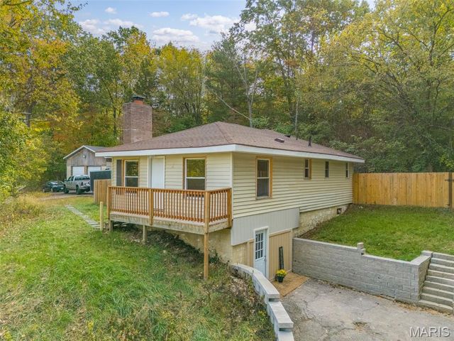 2323 Konert Road, Fenton, MO 63026