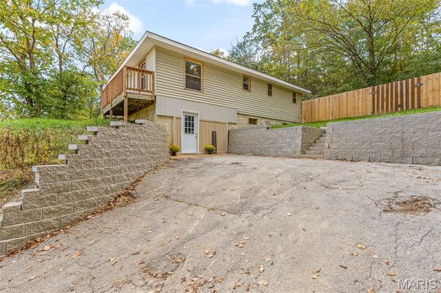 2323 Konert Road, Fenton, MO 63026