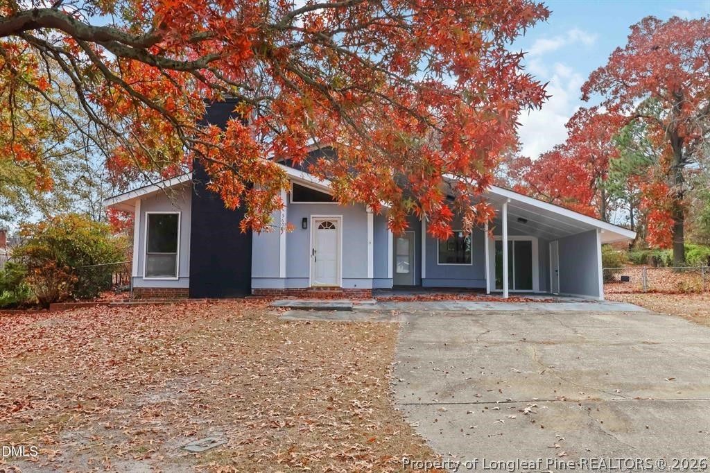 5609 Bowman Court, Fayetteville, NC 28304 — exterior