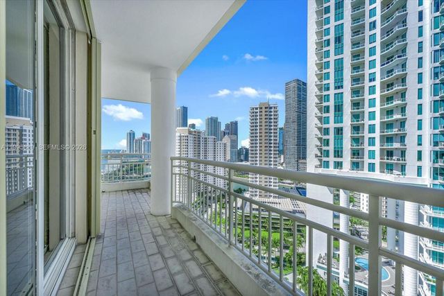 888 Brickell Key Dr 2201, Miami, FL 33131