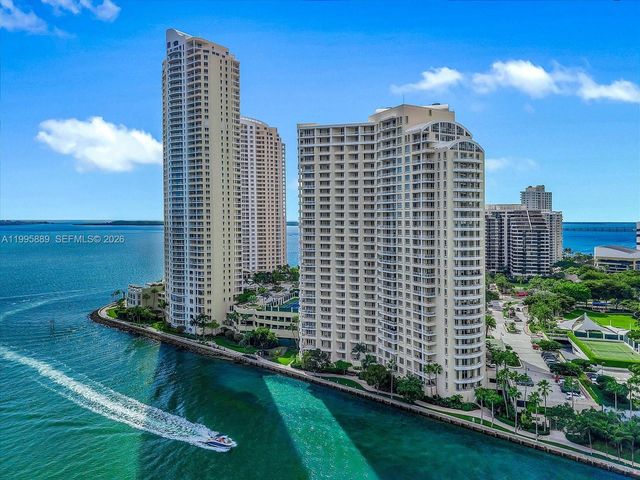 888 Brickell Key Dr 2201, Miami, FL 33131