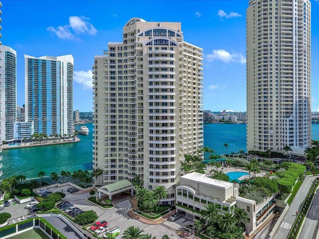 888 Brickell Key Dr 2201, Miami, FL 33131