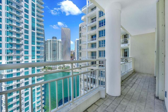 888 Brickell Key Dr 2201, Miami, FL 33131