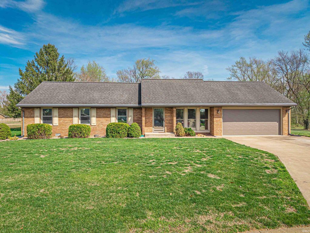 6166 River Bluff Drive, Newburgh, IN 47630