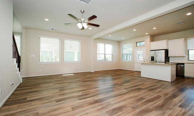 239 Biltmore Loop, Montgomery, TX 77316