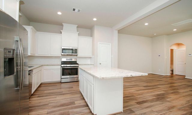 239 Biltmore Loop, Montgomery, TX 77316
