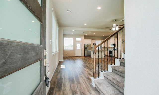239 Biltmore Loop, Montgomery, TX 77316