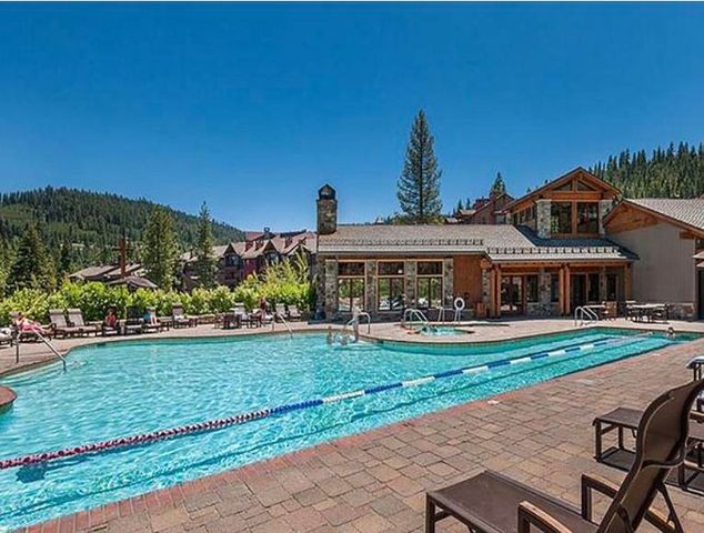 519 Wolf Tree, Truckee, CA 96161