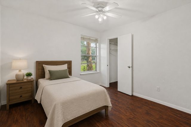 1203 Linda Lane, Cleburne, TX 76033