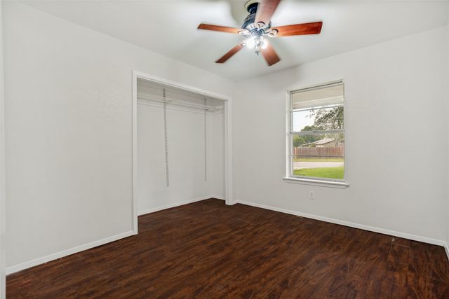 1203 Linda Lane, Cleburne, TX 76033