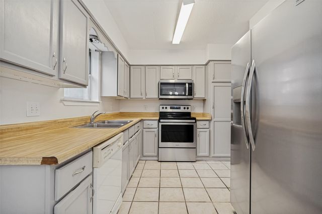 1203 Linda Lane, Cleburne, TX 76033