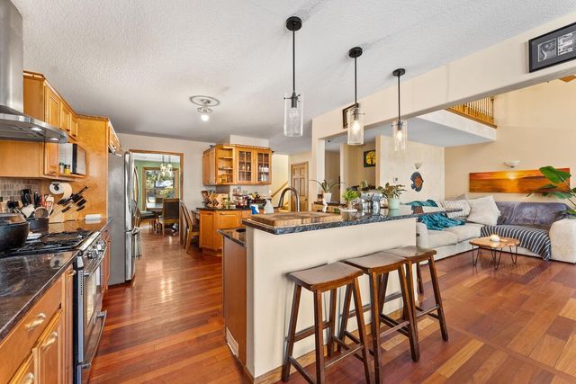 8100 149th Street W, Taylor Ridge, IL 61284