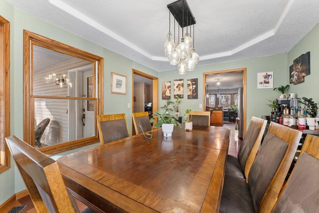 8100 149th Street W, Taylor Ridge, IL 61284