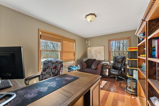 8100 149th Street W, Taylor Ridge, IL 61284