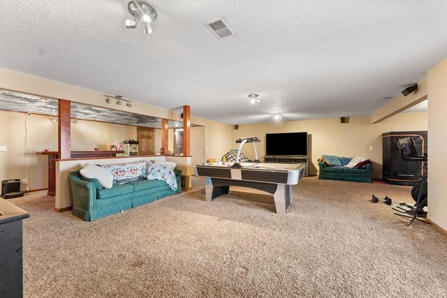 8100 149th Street W, Taylor Ridge, IL 61284