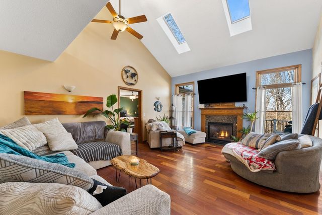 8100 149th Street W, Taylor Ridge, IL 61284